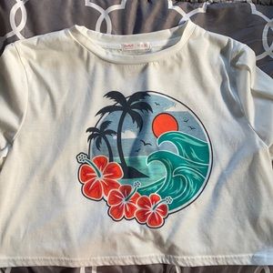 White T-Shirt with hibiscus and wave details